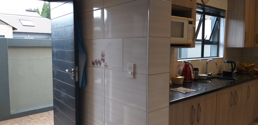 3 Bedroom Property for Sale in Parkhaven Gauteng