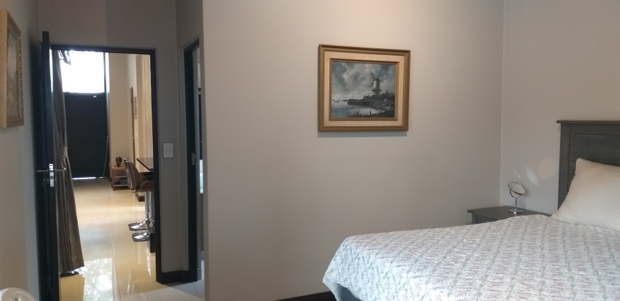 3 Bedroom Property for Sale in Parkhaven Gauteng