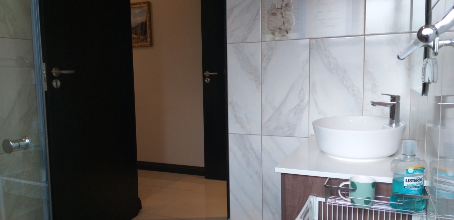 3 Bedroom Property for Sale in Parkhaven Gauteng