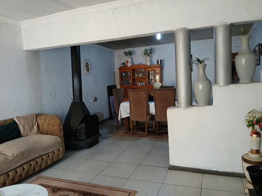 3 Bedroom Property for Sale in Daveyton Gauteng