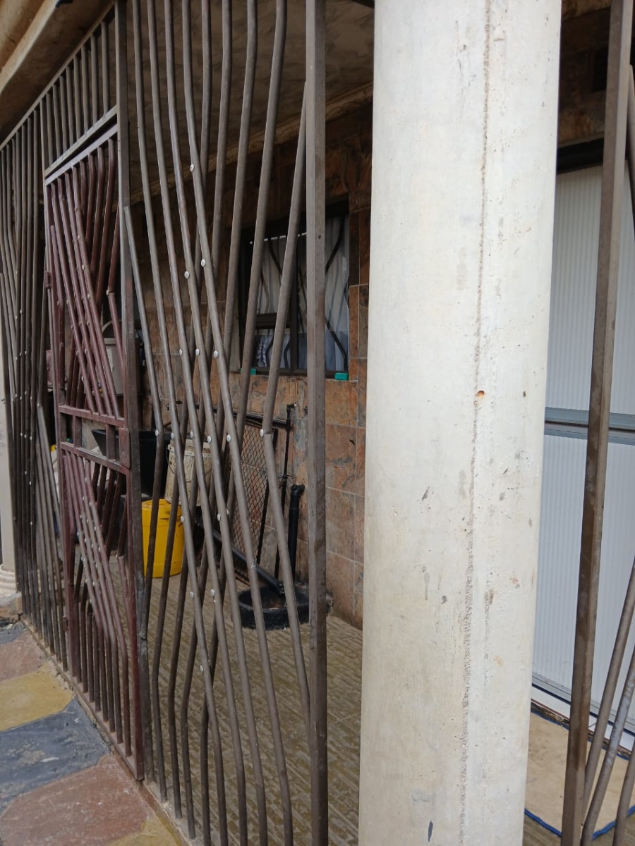 3 Bedroom Property for Sale in Daveyton Gauteng