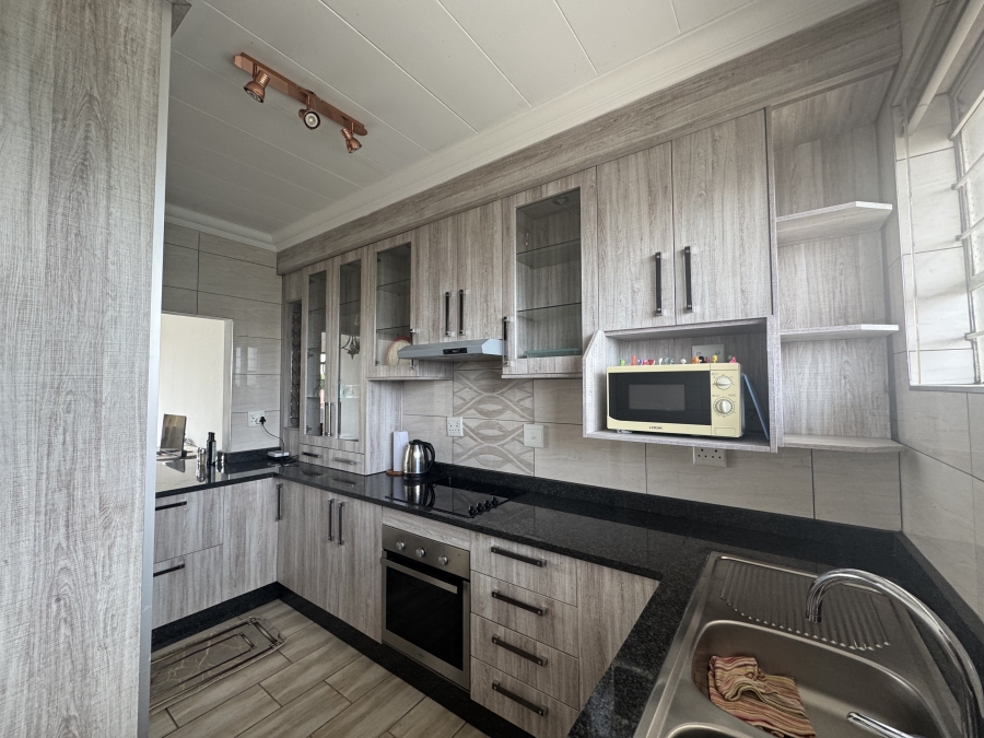 2 Bedroom Property for Sale in Raceview Gauteng