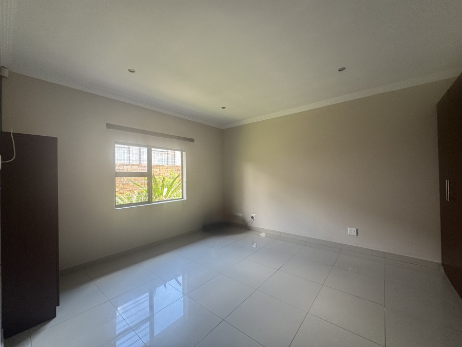 3 Bedroom Property for Sale in New Redruth Gauteng