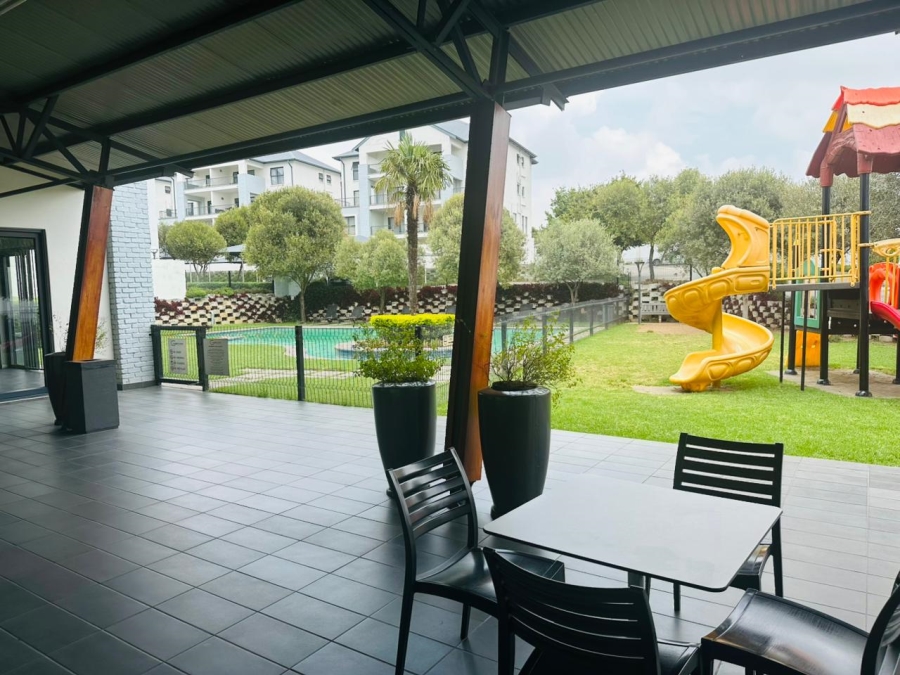 1 Bedroom Property for Sale in Bryanston Gauteng