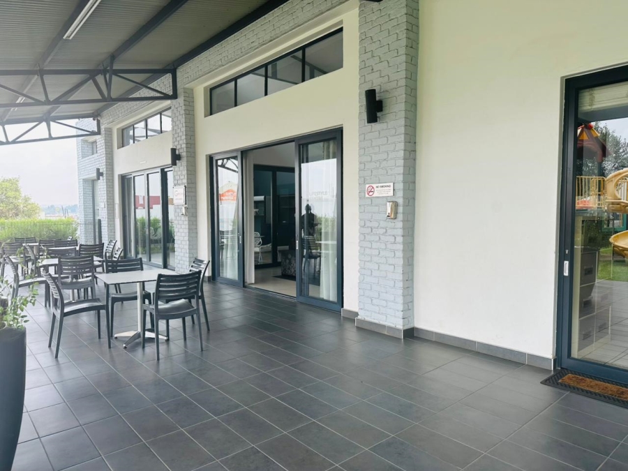 1 Bedroom Property for Sale in Bryanston Gauteng