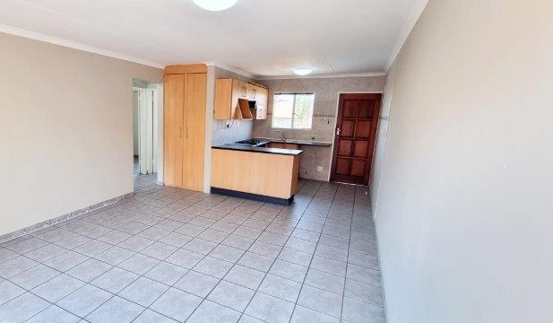 To Let 2 Bedroom Property for Rent in Beyers Park Gauteng