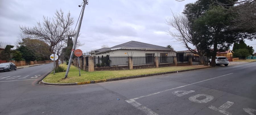 To Let 3 Bedroom Property for Rent in Brakpan Central Gauteng