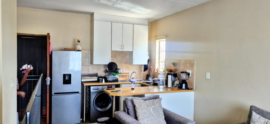 1 Bedroom Property for Sale in Ravenswood Gauteng