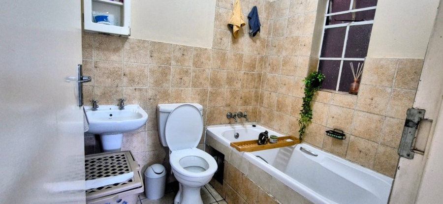 1 Bedroom Property for Sale in Ravenswood Gauteng