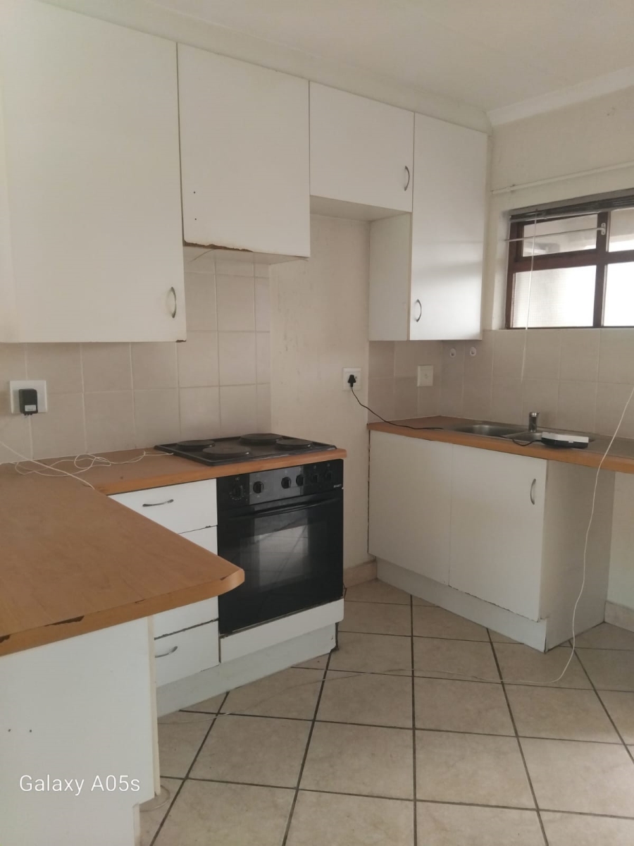 2 Bedroom Property for Sale in Eveleigh Gauteng