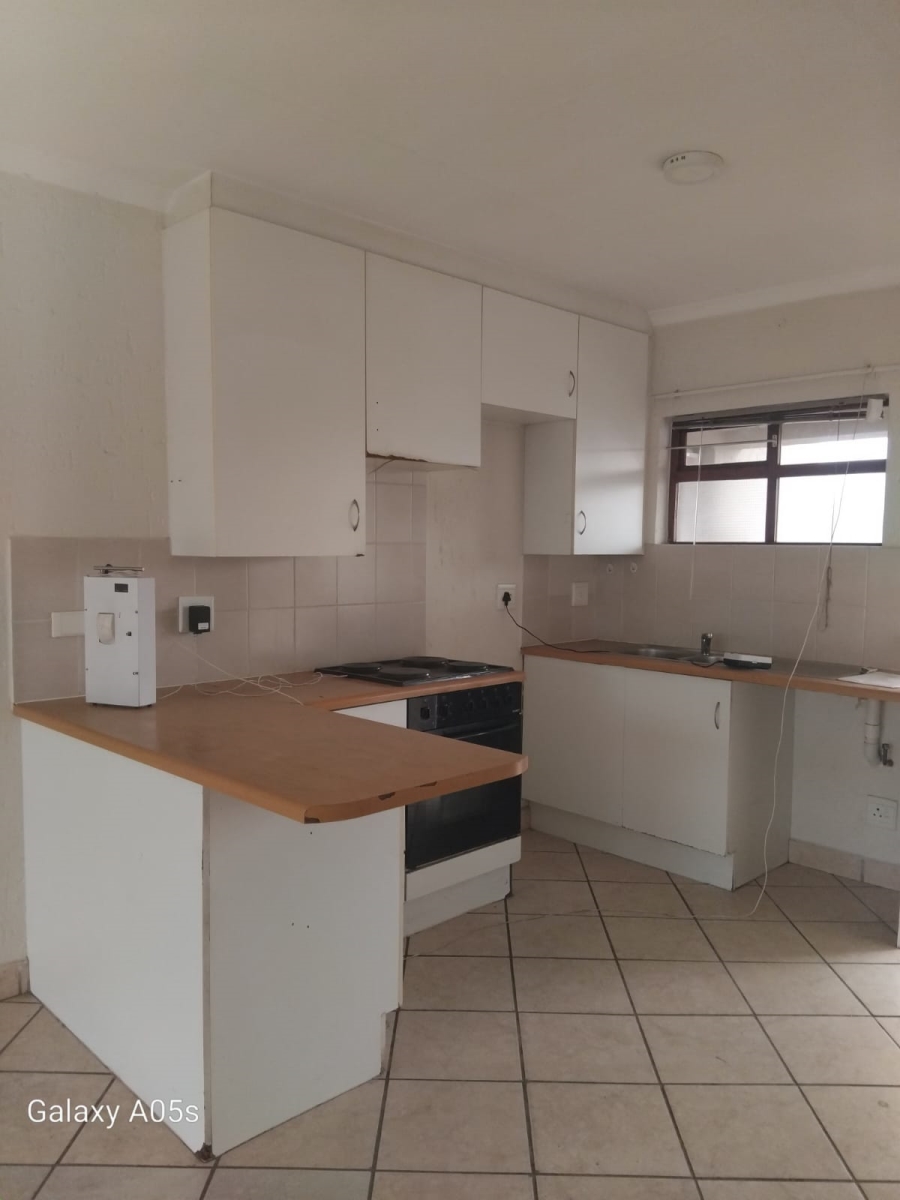 2 Bedroom Property for Sale in Eveleigh Gauteng