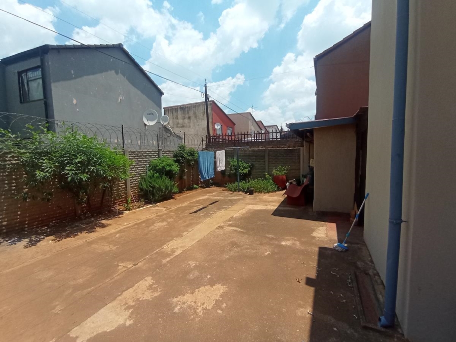 3 Bedroom Property for Sale in Lenasia Ext 10 Gauteng