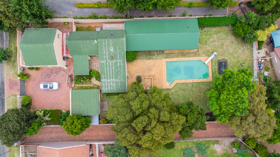 To Let 5 Bedroom Property for Rent in Buccleuch Gauteng