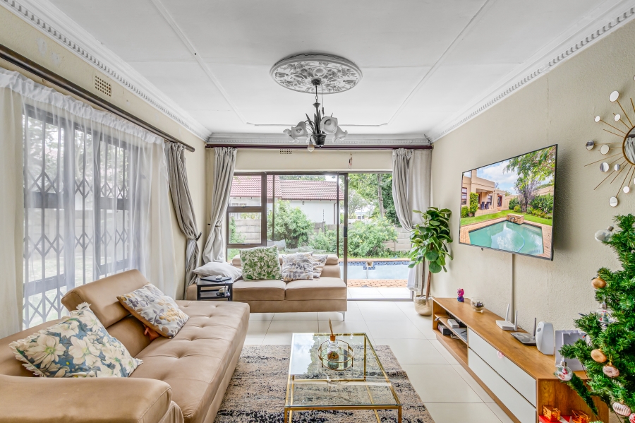 To Let 3 Bedroom Property for Rent in Noordwyk Gauteng