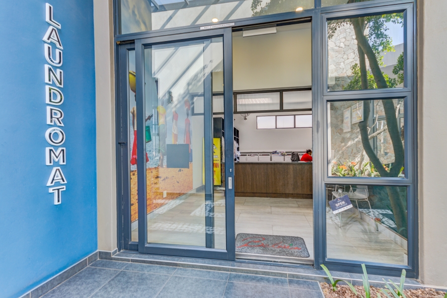 2 Bedroom Property for Sale in Waterfall Gauteng