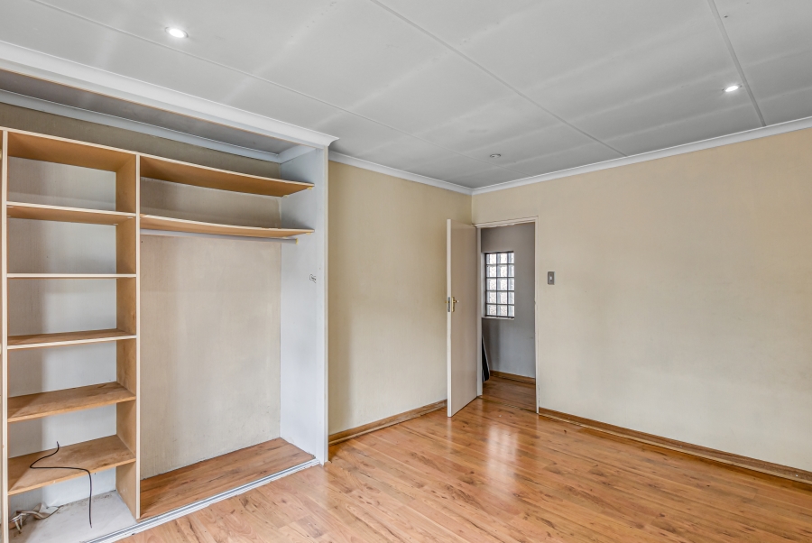 5 Bedroom Property for Sale in Buccleuch Gauteng