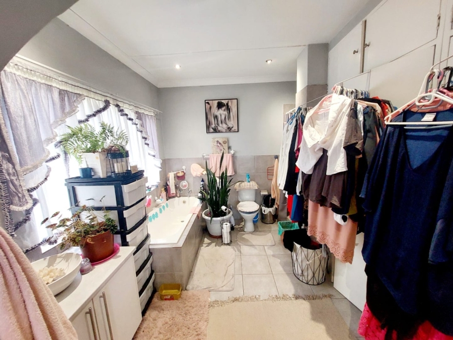 3 Bedroom Property for Sale in Krugersdorp West Gauteng