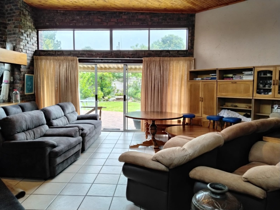 3 Bedroom Property for Sale in Wilro Park Gauteng