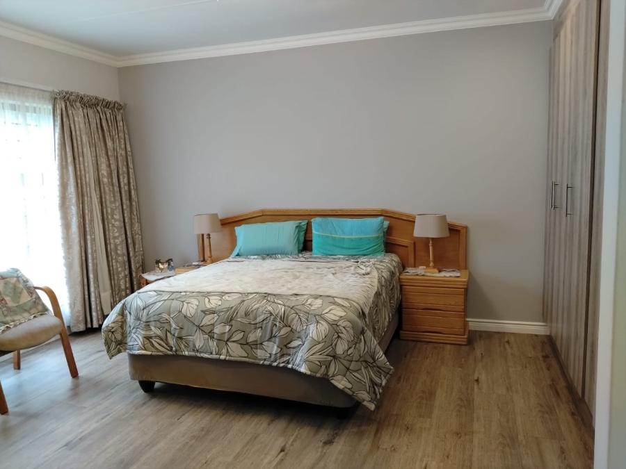 3 Bedroom Property for Sale in Wilro Park Gauteng