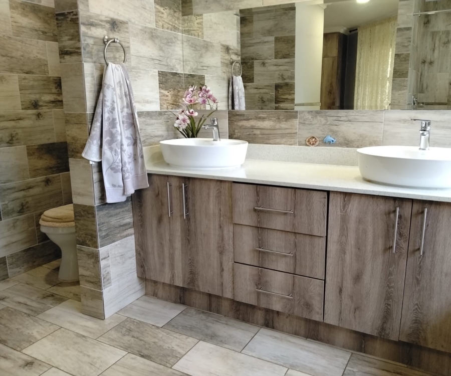 3 Bedroom Property for Sale in Wilro Park Gauteng