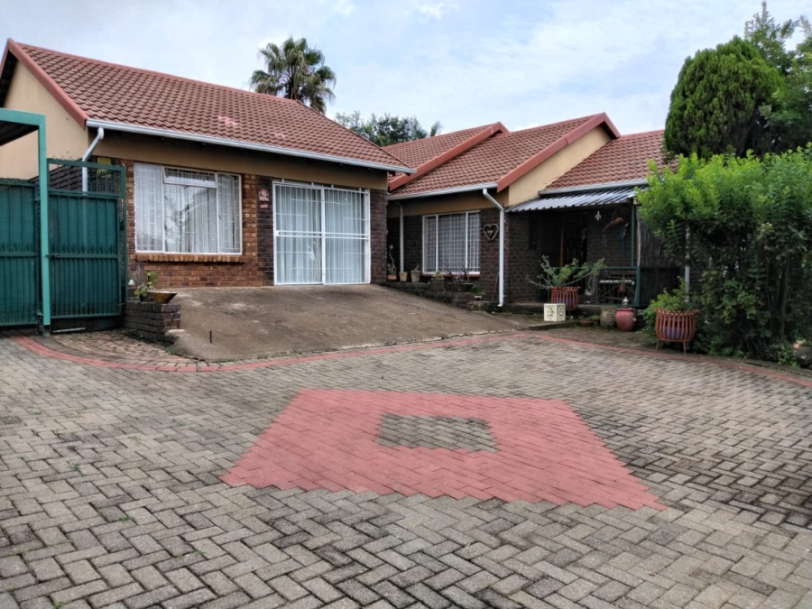 3 Bedroom Property for Sale in Rant En Dal Gauteng