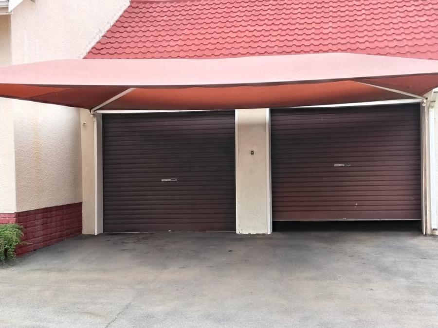 4 Bedroom Property for Sale in Greenhills Gauteng