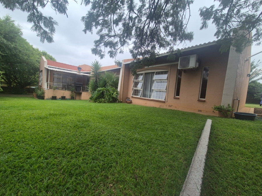 3 Bedroom Property for Sale in Helikonpark Gauteng