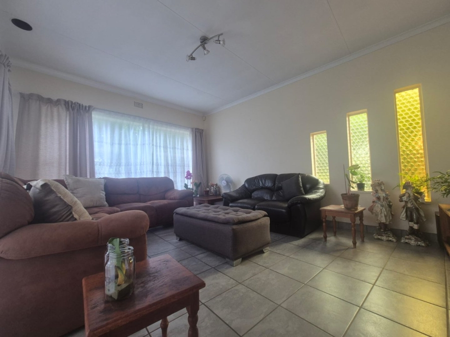3 Bedroom Property for Sale in Helikonpark Gauteng