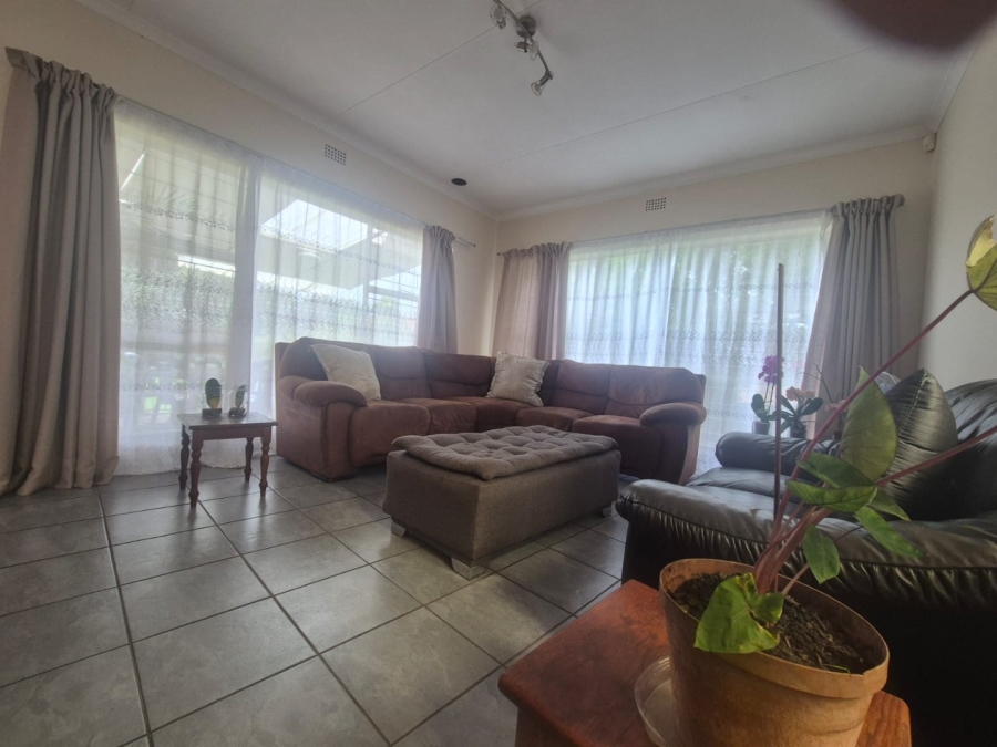 3 Bedroom Property for Sale in Helikonpark Gauteng