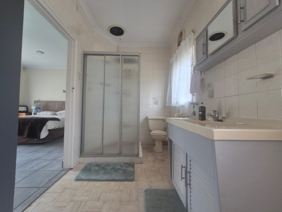 3 Bedroom Property for Sale in Helikonpark Gauteng