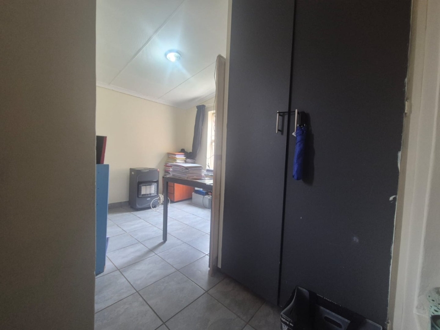 3 Bedroom Property for Sale in Helikonpark Gauteng