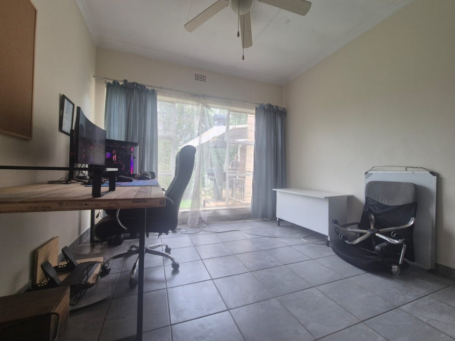 3 Bedroom Property for Sale in Helikonpark Gauteng