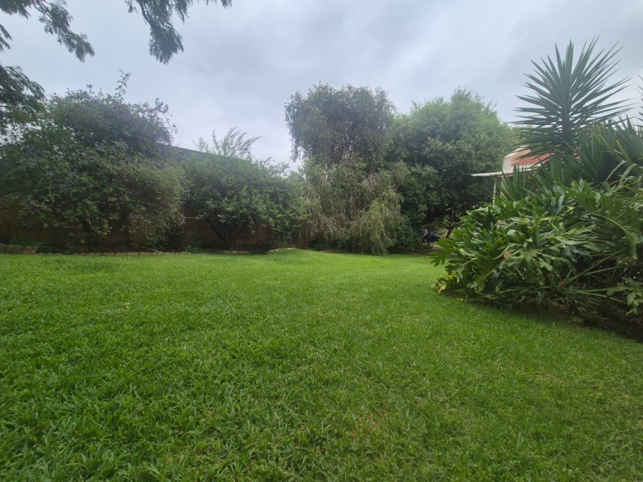 3 Bedroom Property for Sale in Helikonpark Gauteng