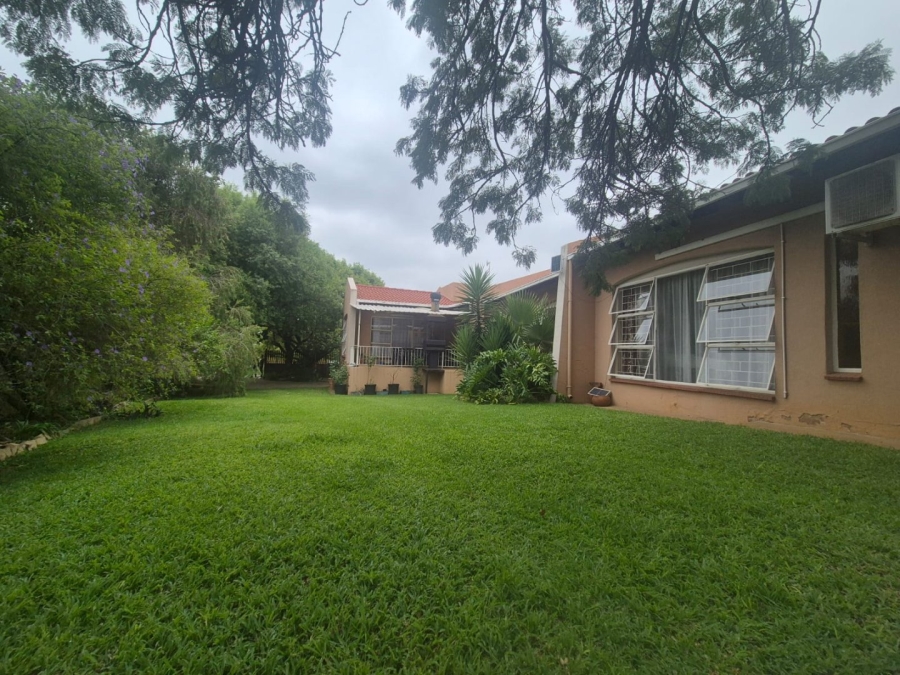 3 Bedroom Property for Sale in Helikonpark Gauteng