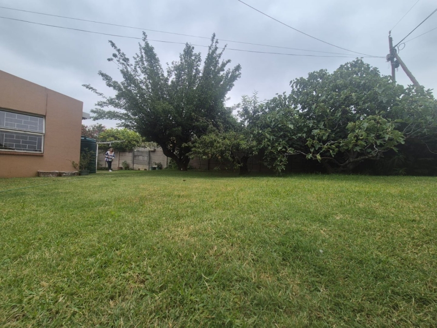 3 Bedroom Property for Sale in Helikonpark Gauteng