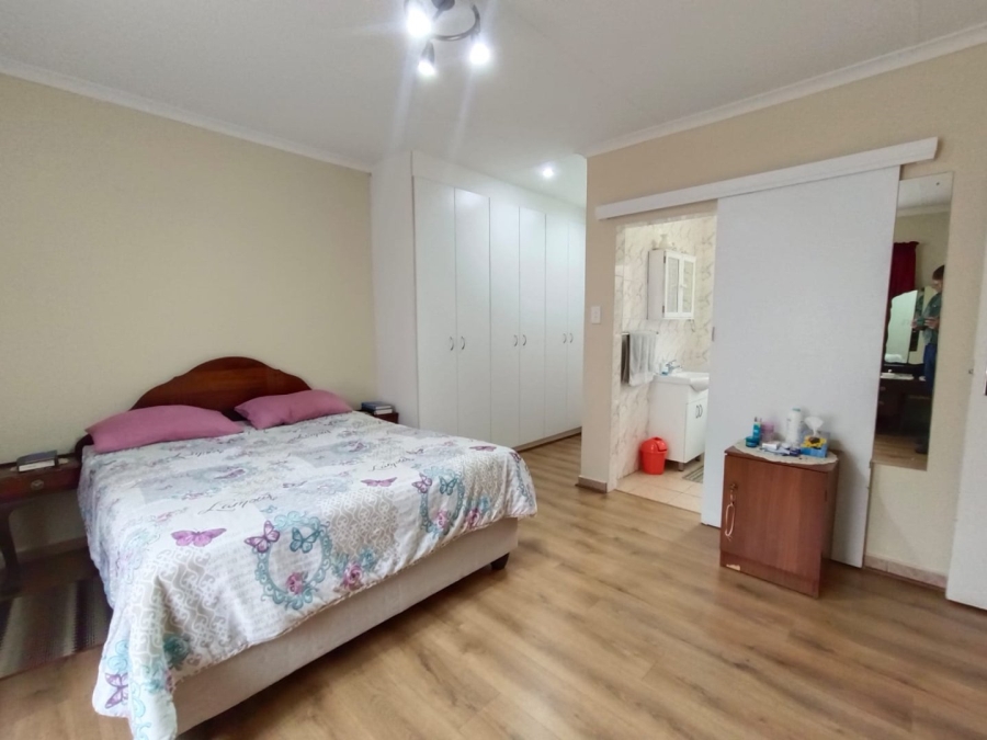 3 Bedroom Property for Sale in Greenhills Gauteng