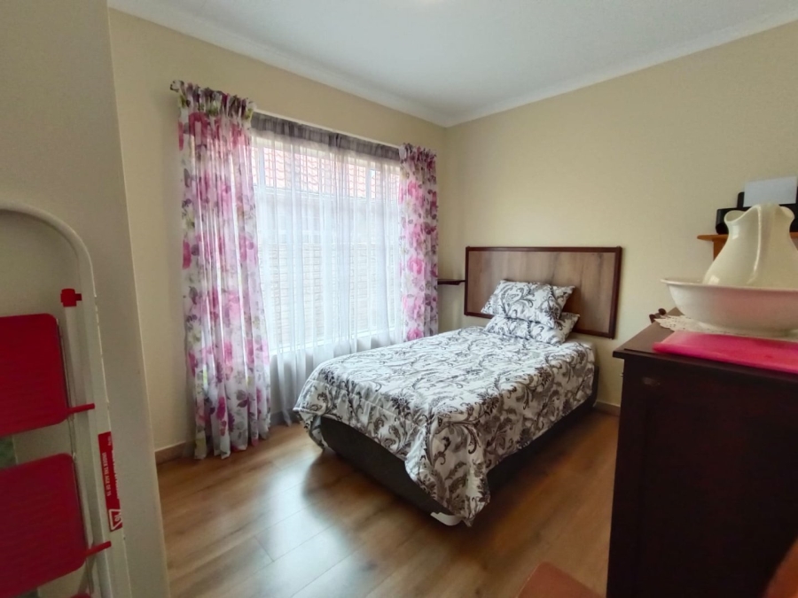 3 Bedroom Property for Sale in Greenhills Gauteng