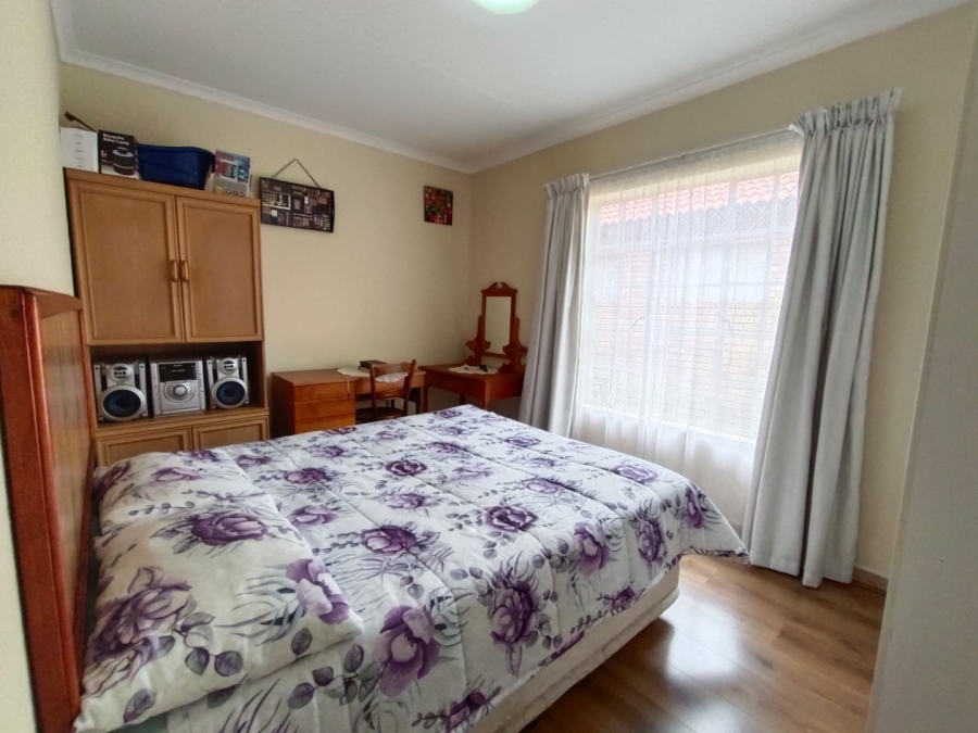 3 Bedroom Property for Sale in Greenhills Gauteng