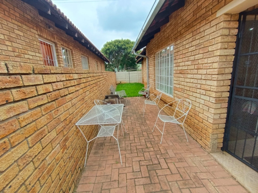 3 Bedroom Property for Sale in Greenhills Gauteng