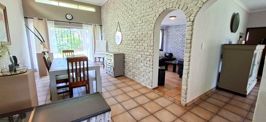 3 Bedroom Property for Sale in Roodekrans Gauteng