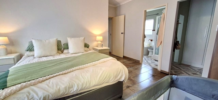 3 Bedroom Property for Sale in Roodekrans Gauteng