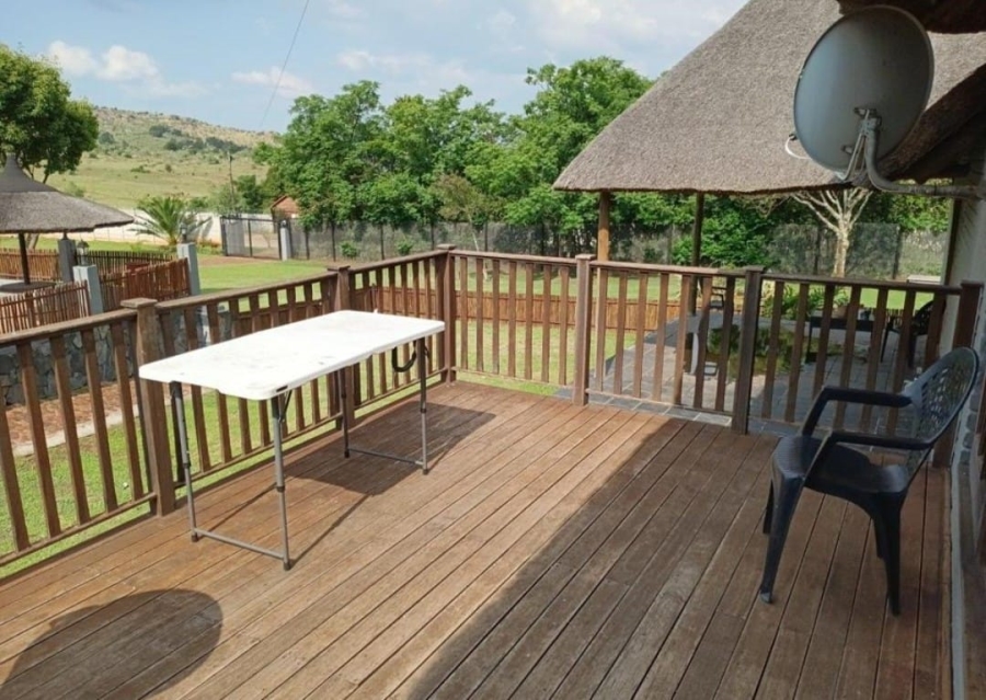 To Let 6 Bedroom Property for Rent in Protea Ridge Gauteng