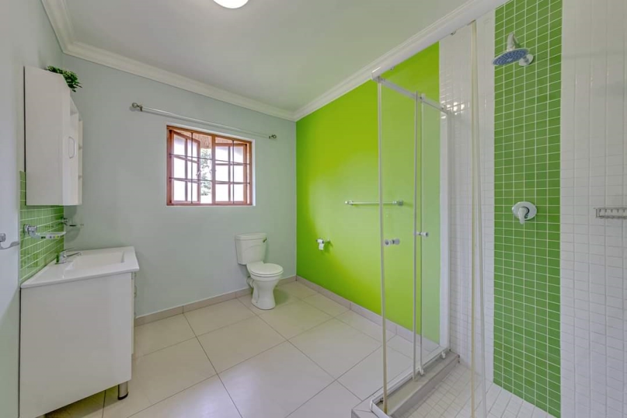 To Let 6 Bedroom Property for Rent in Protea Ridge Gauteng