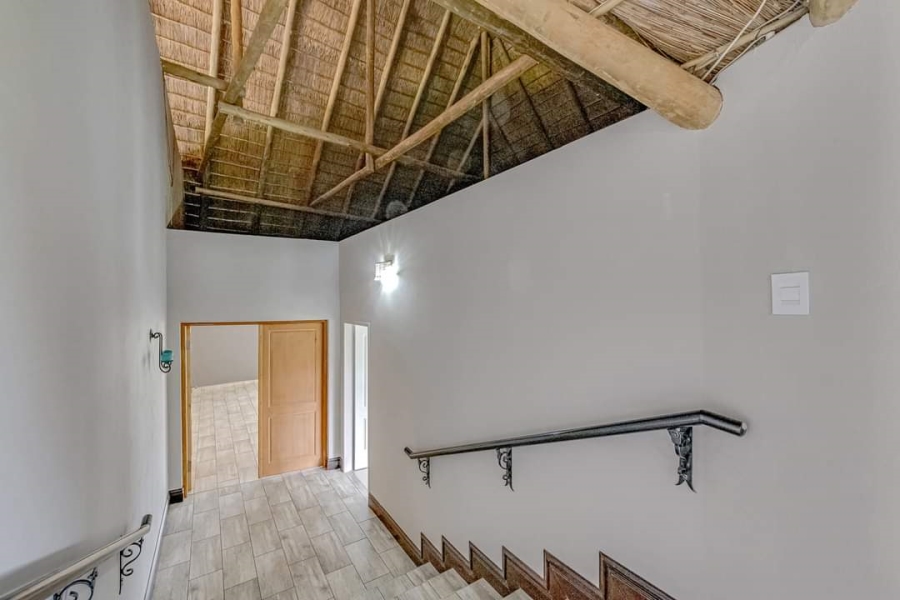 To Let 6 Bedroom Property for Rent in Protea Ridge Gauteng