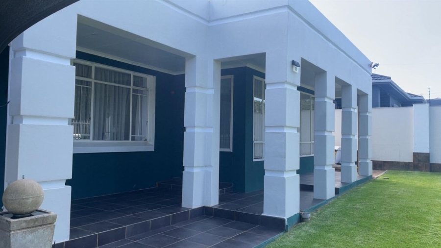 3 Bedroom Property for Sale in Monument Gauteng
