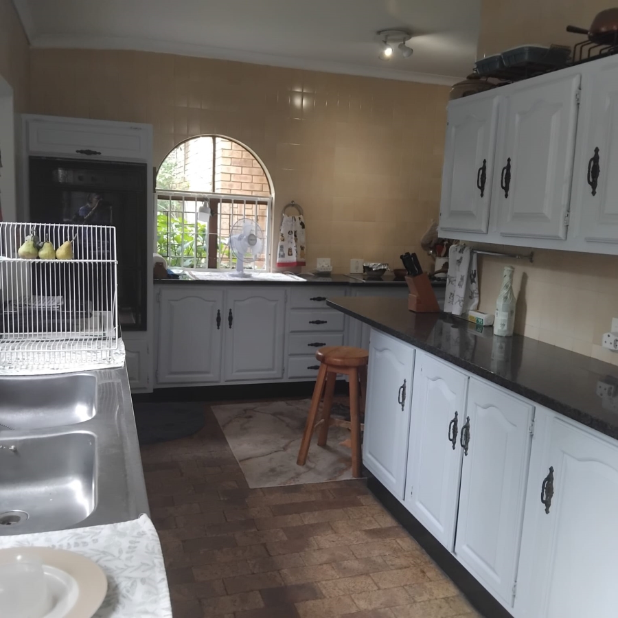 4 Bedroom Property for Sale in Poortview Gauteng