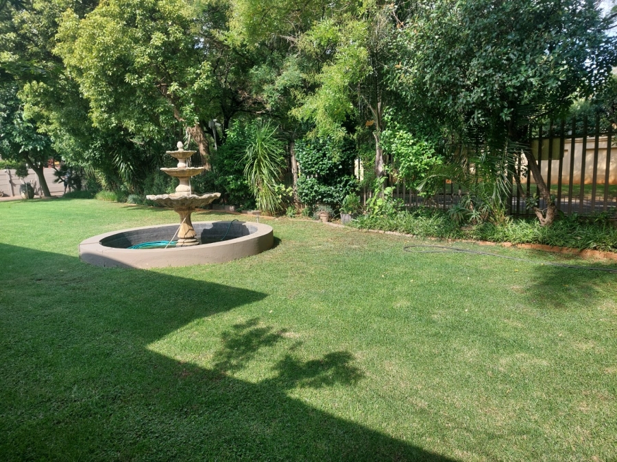 3 Bedroom Property for Sale in Helikonpark Gauteng