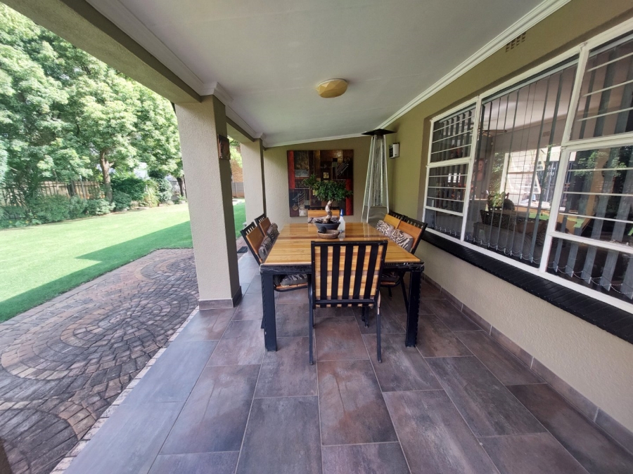 3 Bedroom Property for Sale in Helikonpark Gauteng