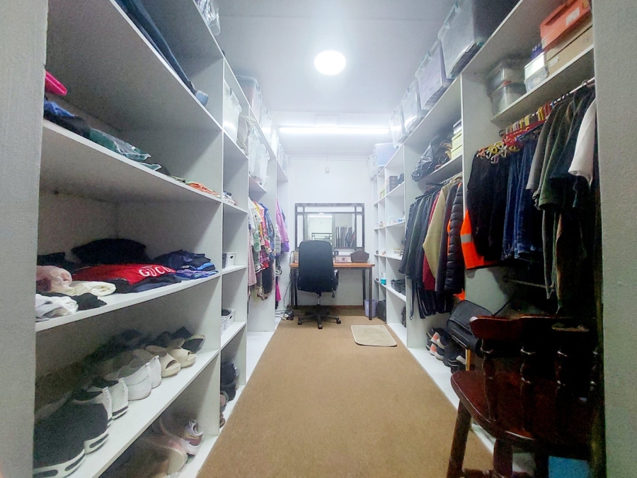 3 Bedroom Property for Sale in Helikonpark Gauteng