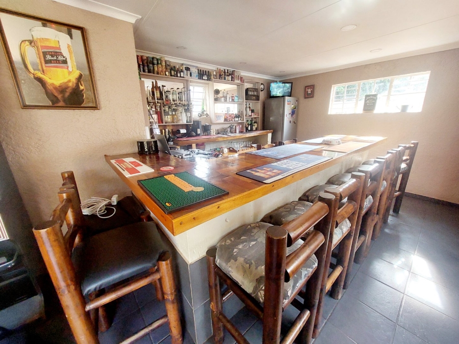 3 Bedroom Property for Sale in Helikonpark Gauteng